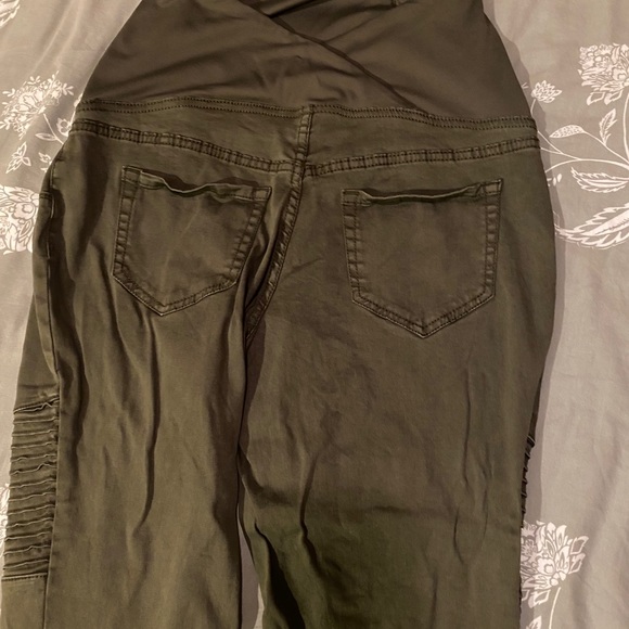 Maternity pants - Picture 3 of 3